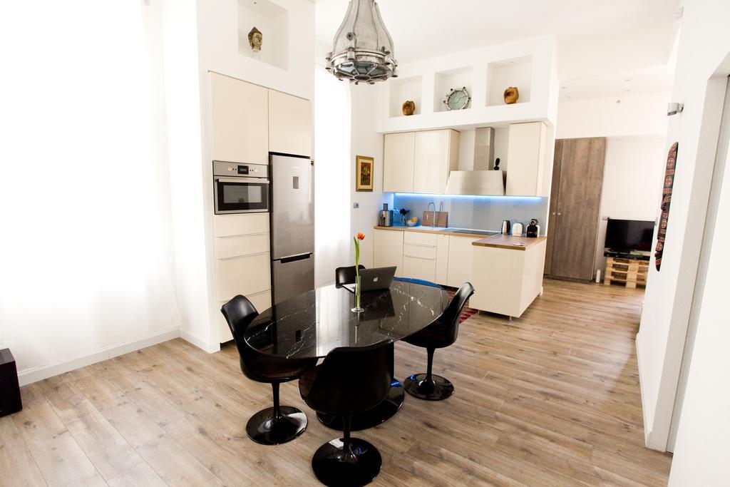Ice Breaker Apartment Budapest Luaran gambar